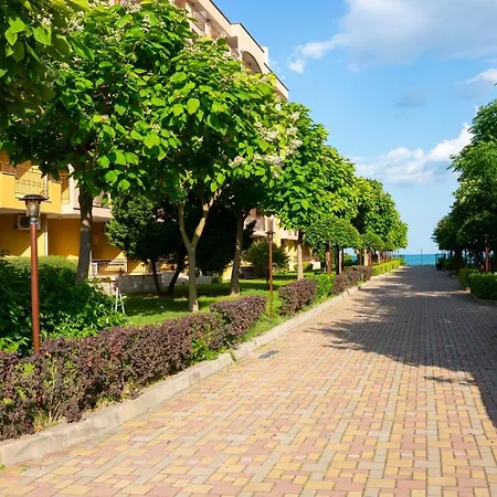 Apartament Midia *