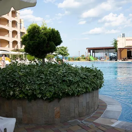 Apartament Midia