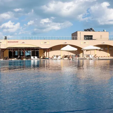 Apartament Midia *